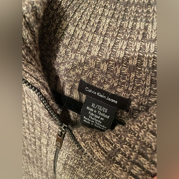 Calvin Klein jeans quarter zip sweater - Picture 2 of 4